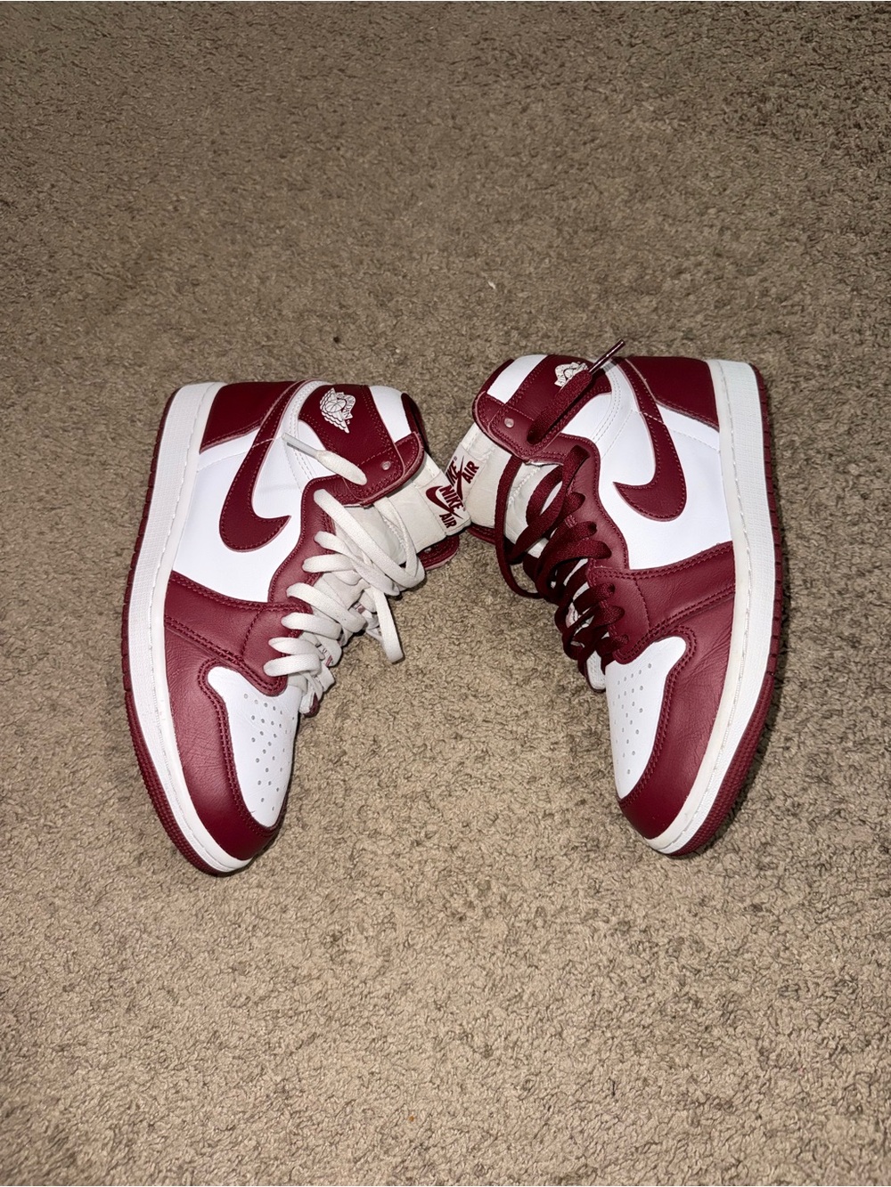 Jordan High-Top Sneakers in White and Burgundy - Picture 4 of 9